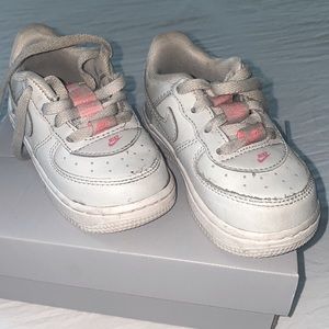 Toddler Nike Air  Forces 6C